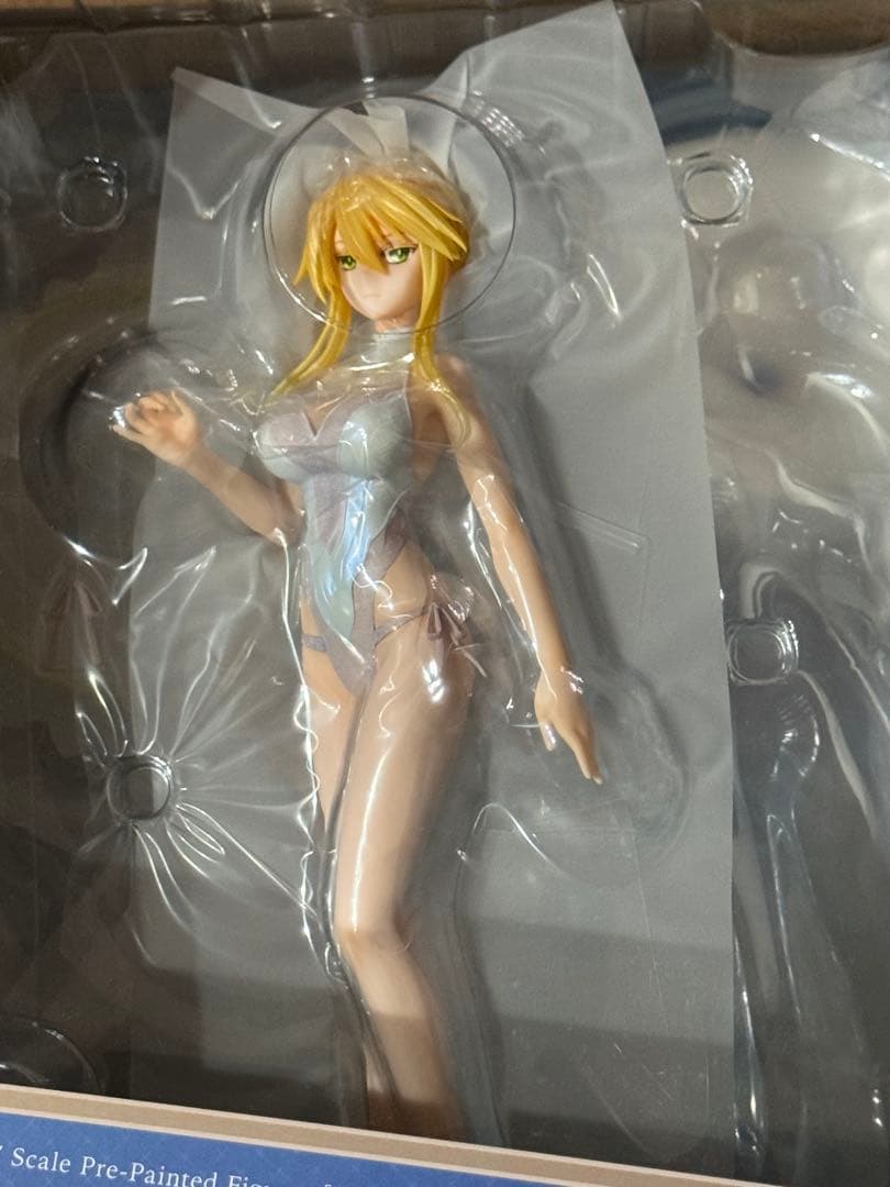 Ruler アルトリア・ペンドラゴン 1/7 フィギュア　未開封　箱小傷