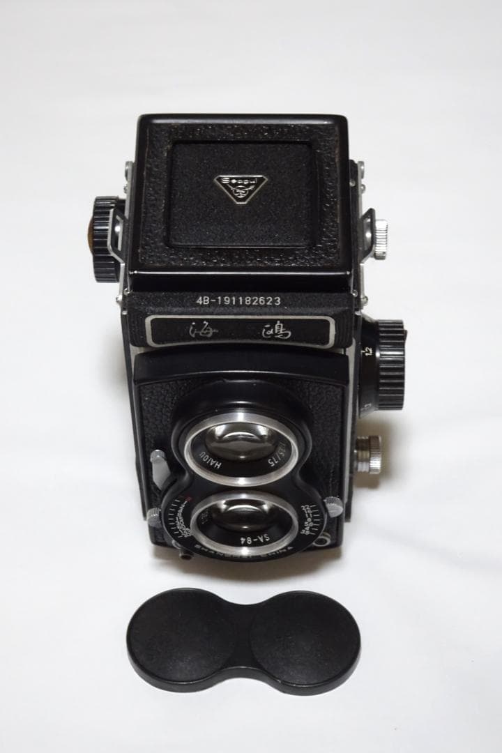 『 海鴎 』二眼レフ４B　1984年上海での購入品