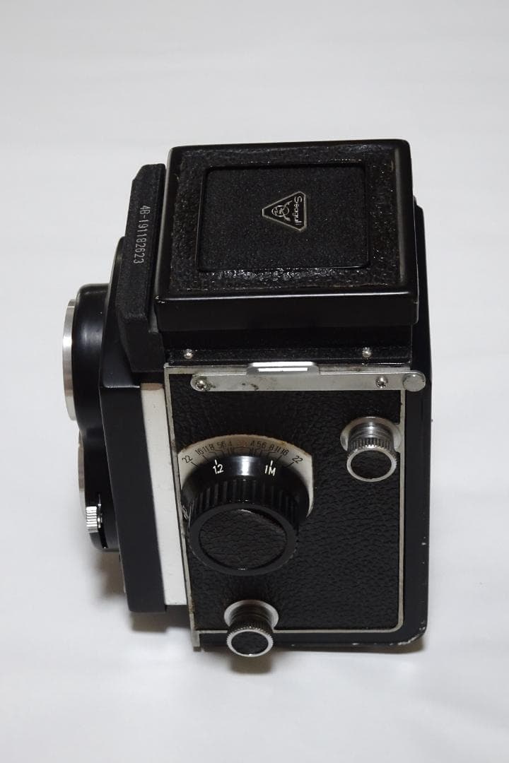 『 海鴎 』二眼レフ４B　1984年上海での購入品