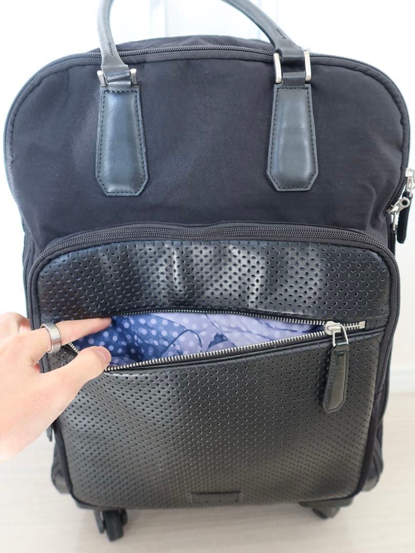 Paul Smith ポールスミス　ブラック キャリーケース スーツケース