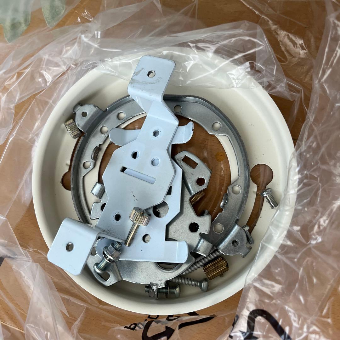 天井吊下型　白熱灯　アンティークシャンデリア　Maliarda（マリアルダ）