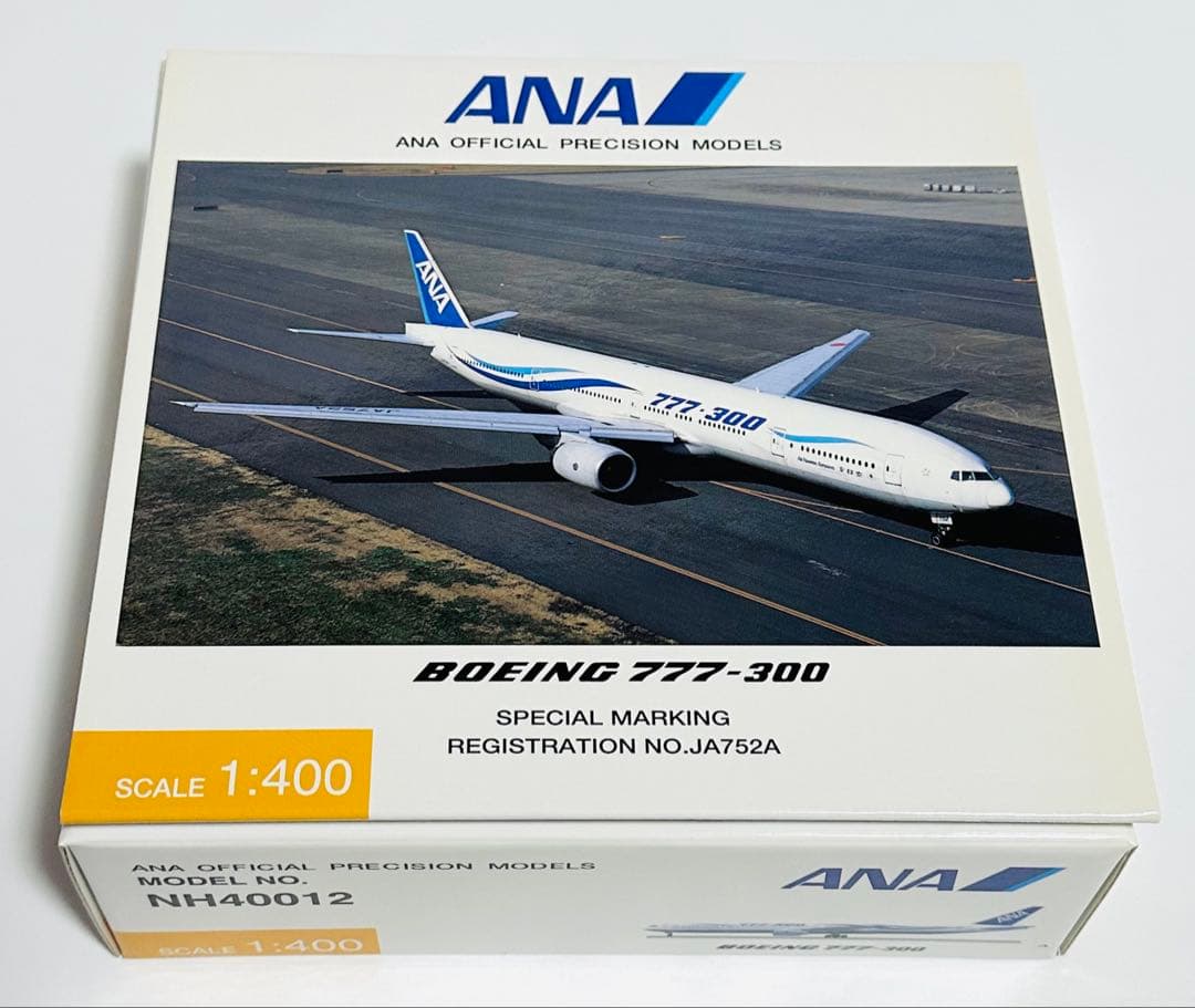 全日空商事 1/400 777-300 ANA特別塗装