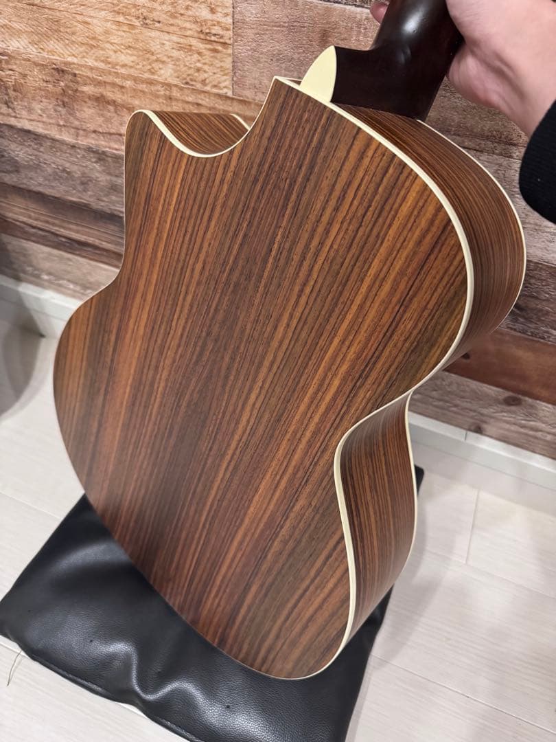 ギター Eastman PCH2