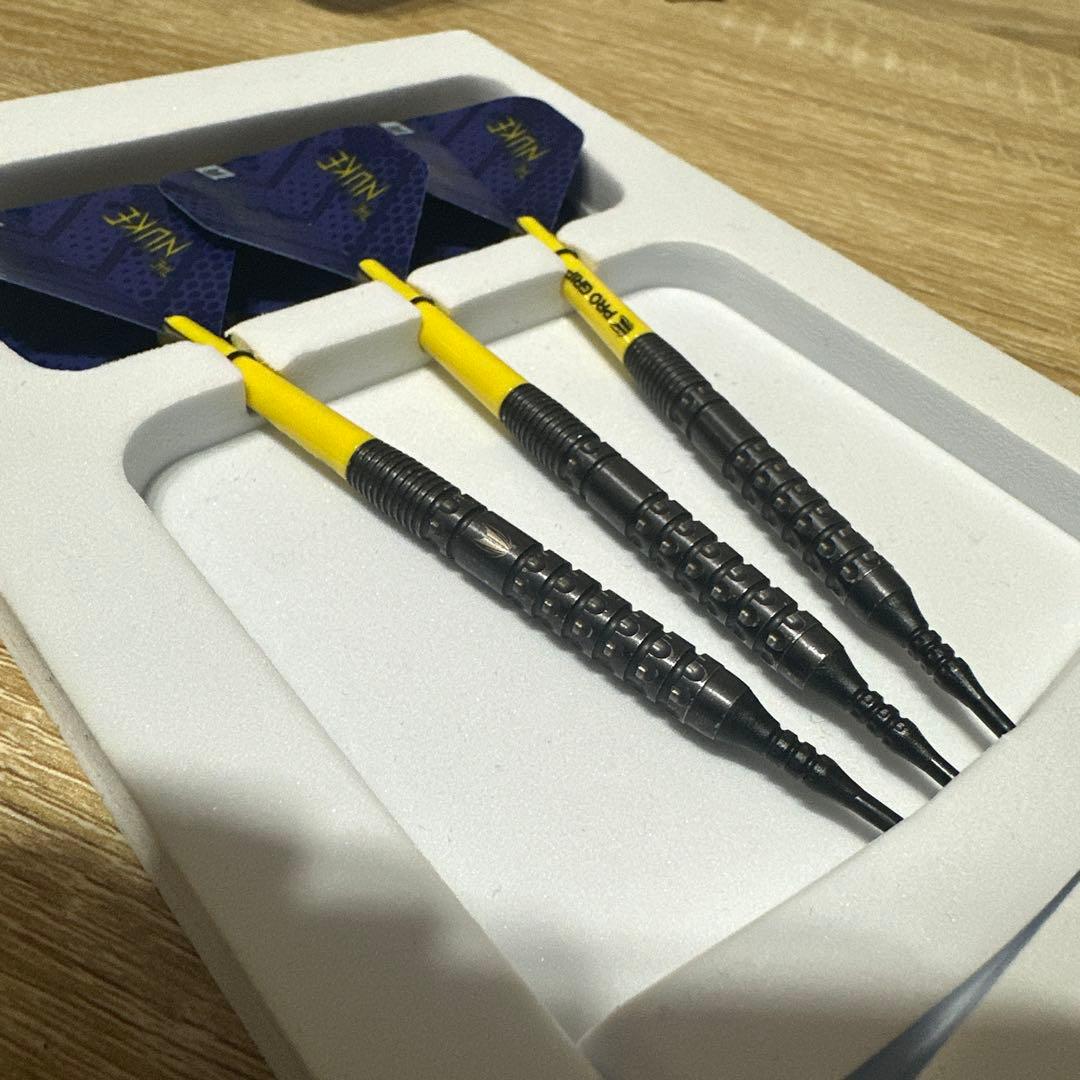 し*も様 TARGET THE NUKE ダーツ 19g ソフトティップ