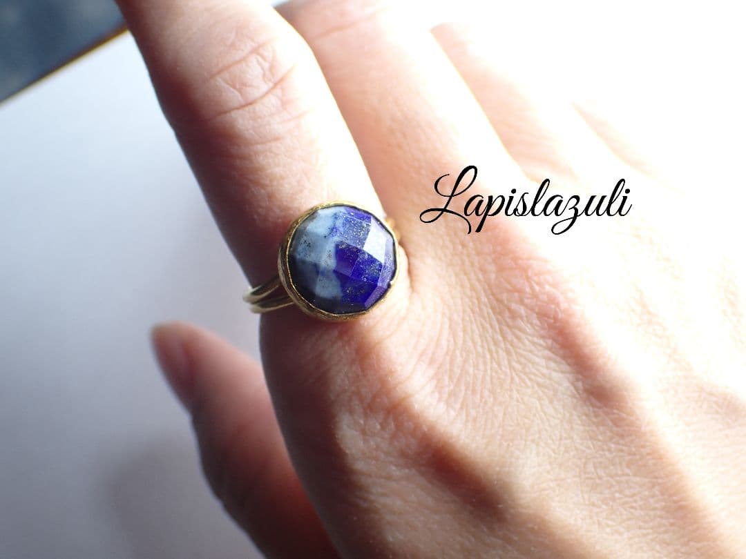 最新作★「星降るラピスラズリ」パイライト入り☆の世界でひとつの天然石リング