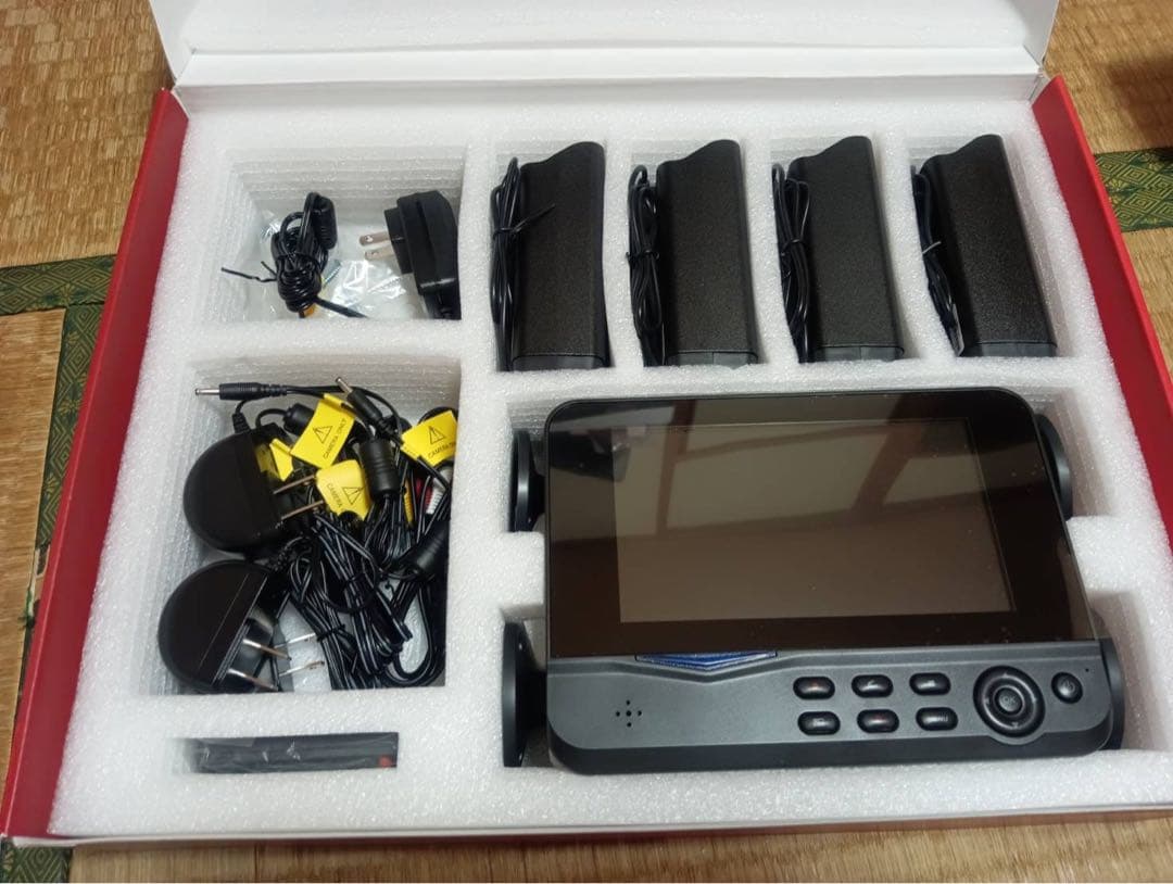 防犯カメラシステム 7インチ 4台セット　 400-CAM035-4