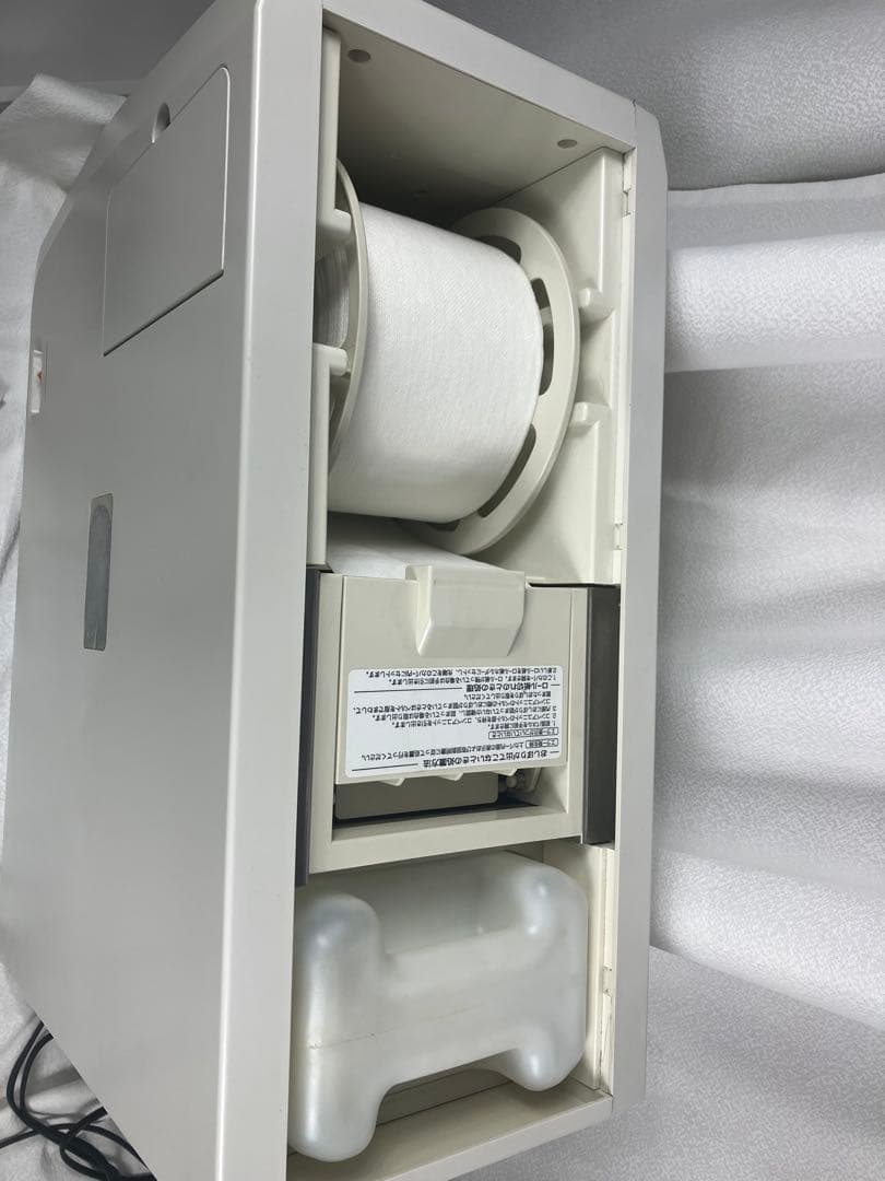 業務用 おしぼり機　Purus F-1721TBE