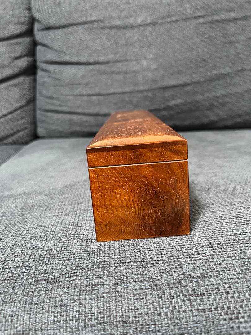 【三が日限定値下げ】屋久杉　希少工芸品　青島清一作『箱』お正月終わったら戻します