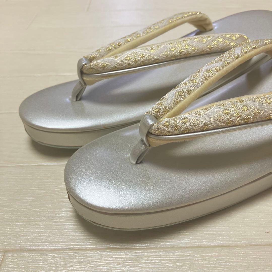 《未使用》沙織ブランド　草履バッグセット　フォーマル　バールトーン加工　Lサイズ