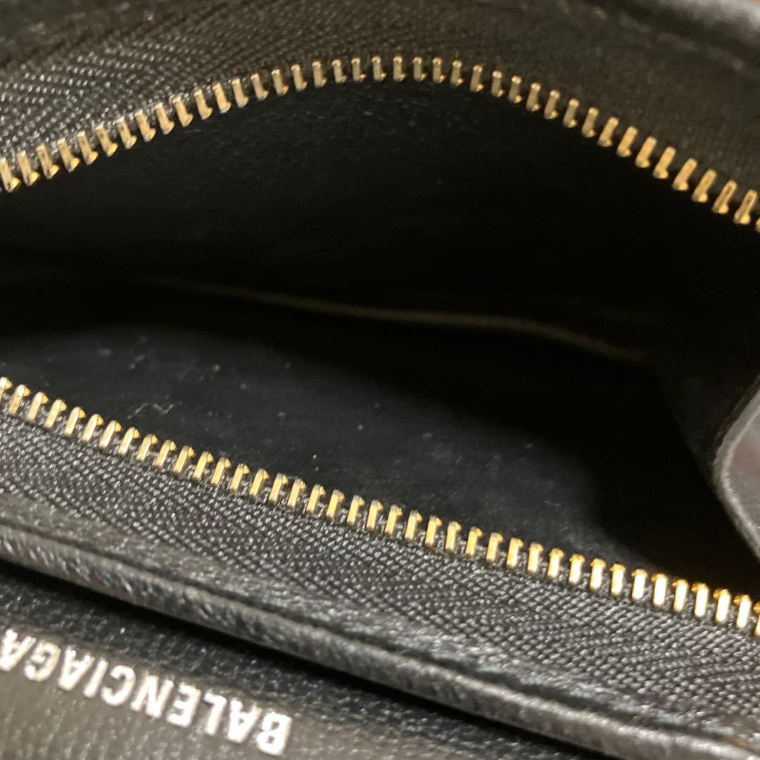 バレンシアガ　黒のミニザイフ