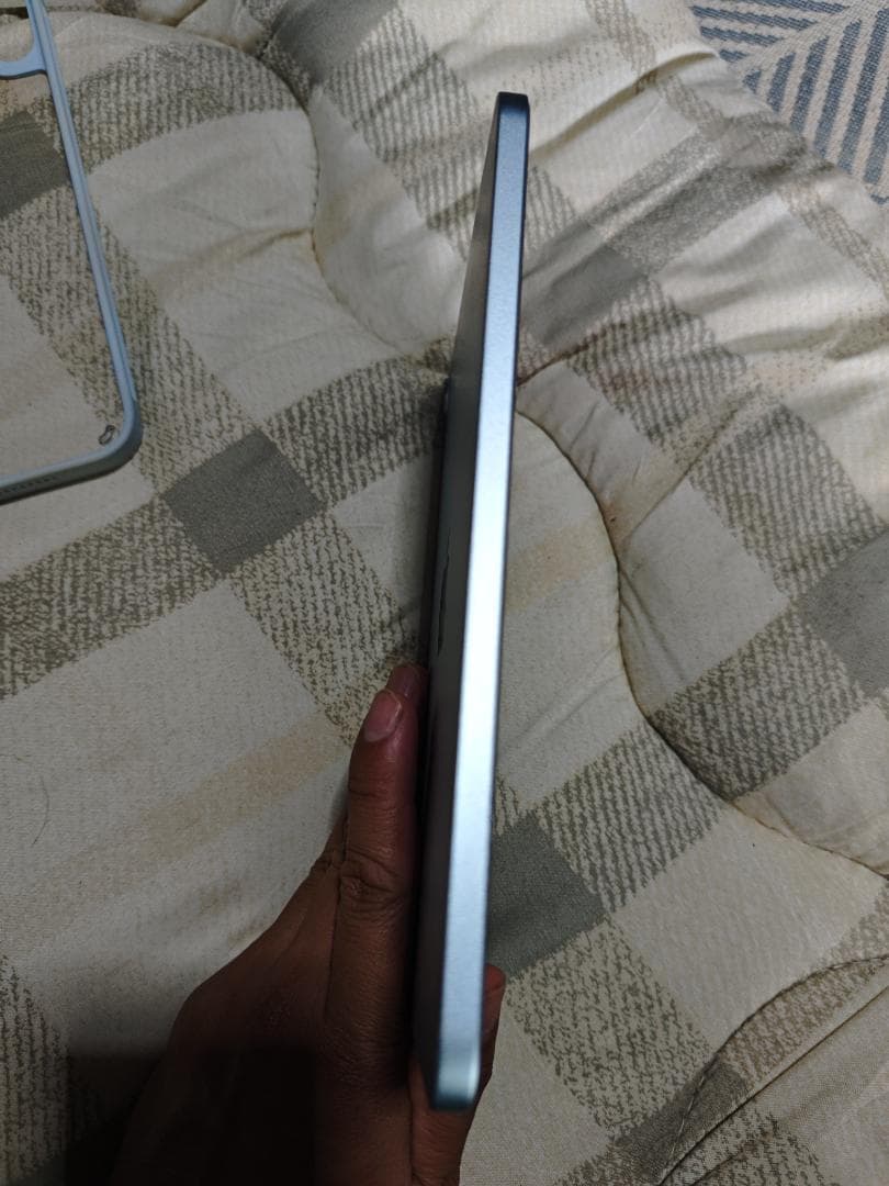 Apple iPad mini 7 ブルー 本体と付属品