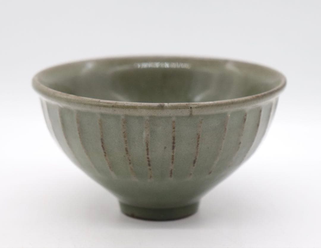 中国　耀州窯　青磁碗　送料込み250807