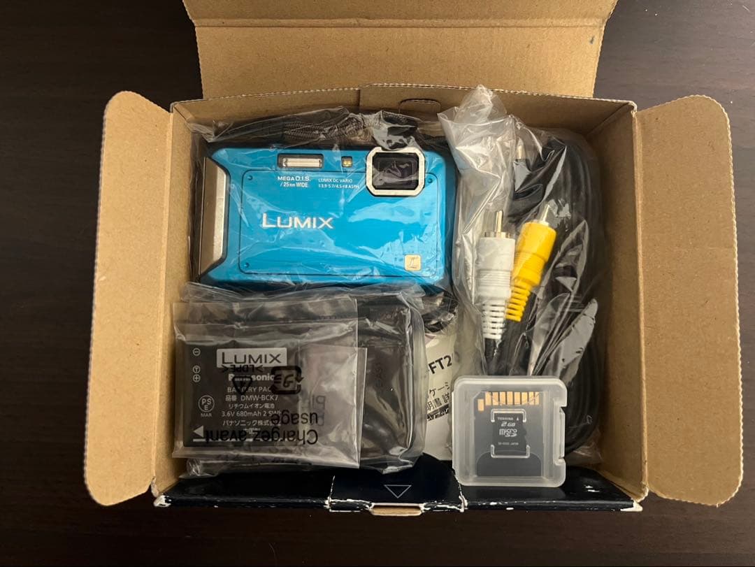 【美品】パナソニック デジカメ DMC-FT20