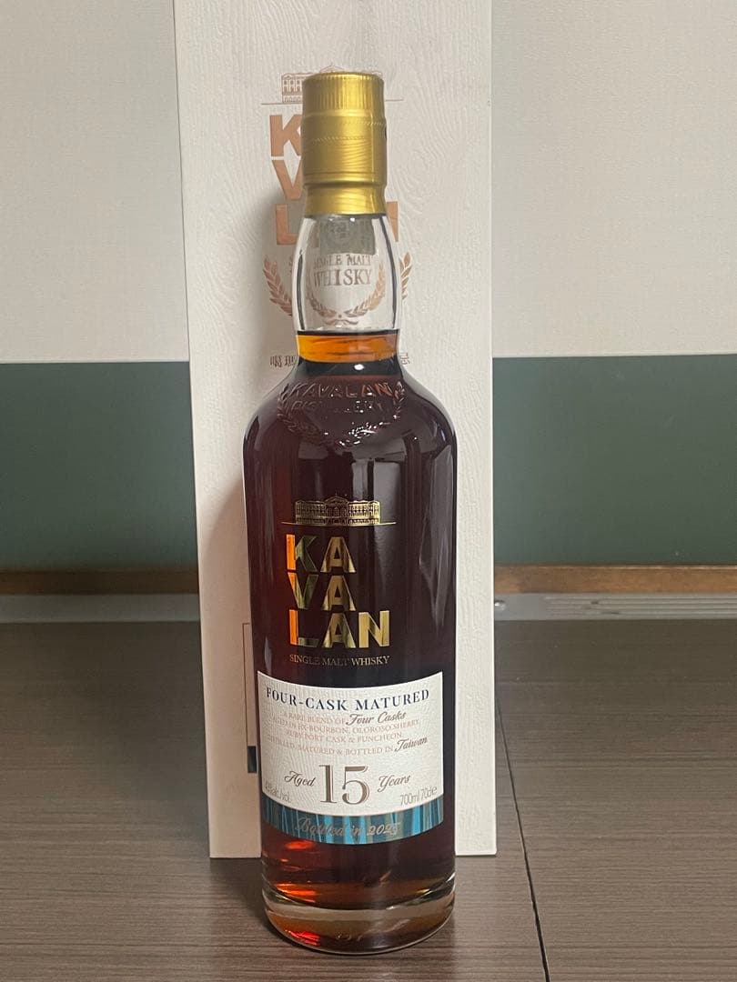 カバラン　KAVALAN FOUR CASK MATURED 15年 700ml