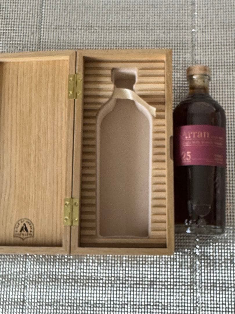【終売品】Arranアラン25年　700ml未開封品