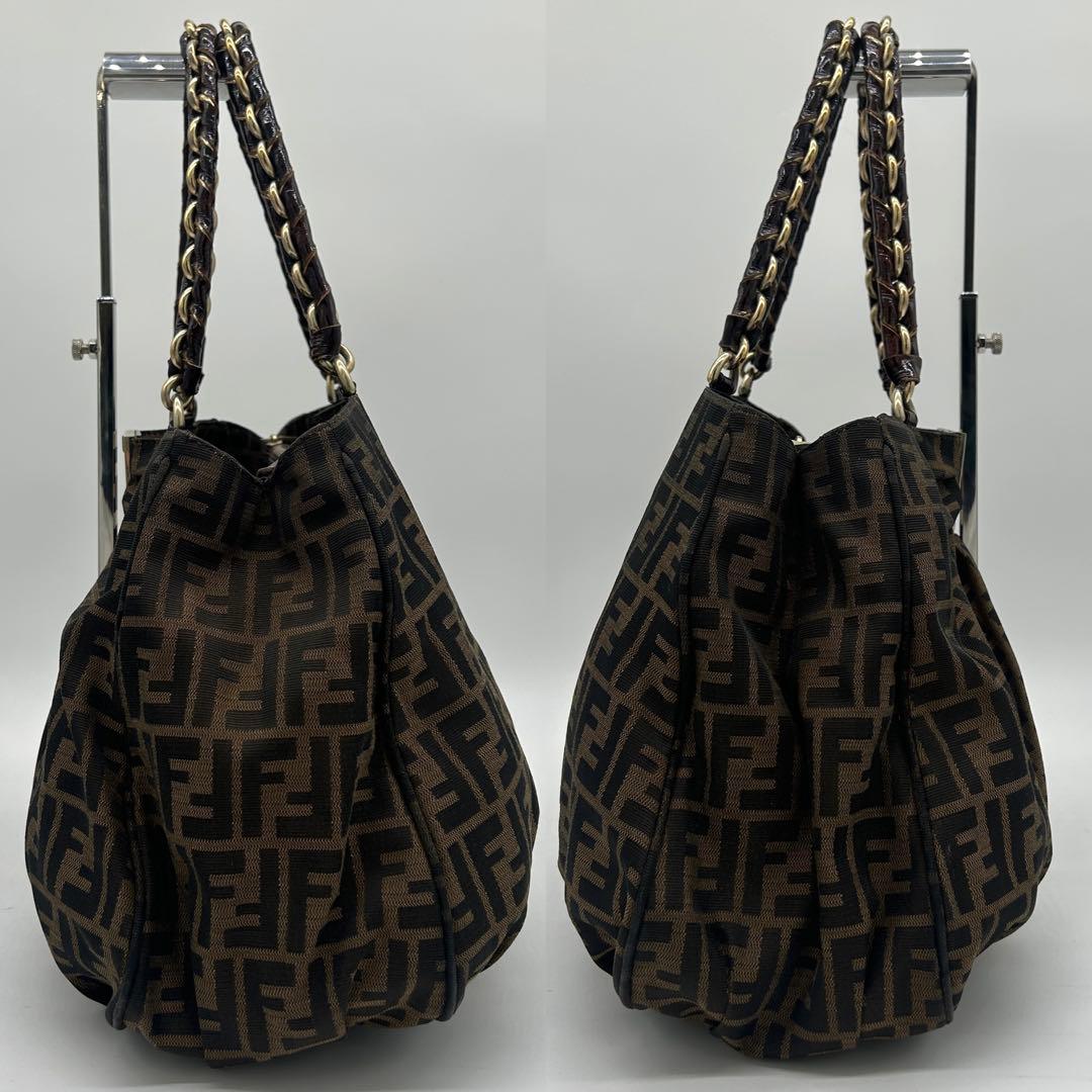 【美品】フェンディ ミア チェーンショルダーバッグ ズッカ キャンバス 肩掛け