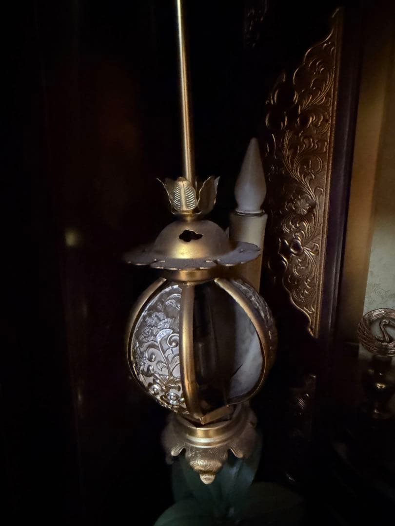 90万円前後？総無垢シタン？巨大家具調仏壇 最高級 中古品最終赤字大処分　創価