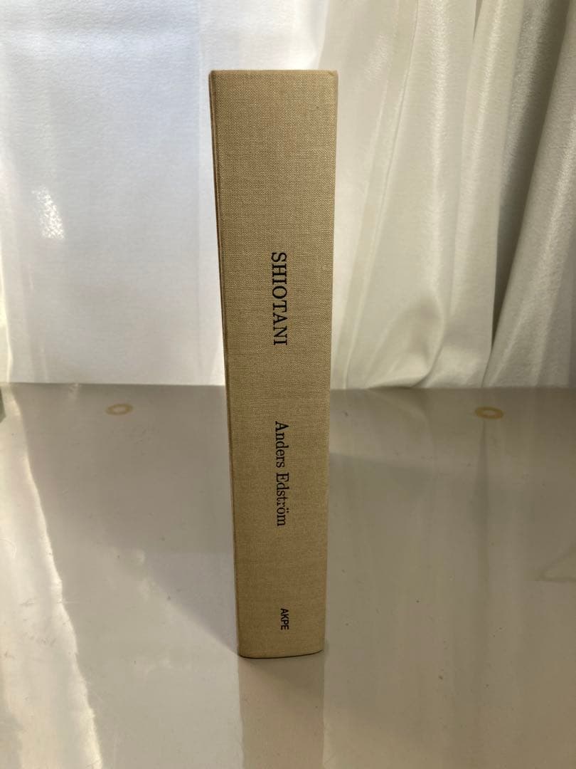 予約済　【サイン入】写真集: ANDERS EDSTROM: SHIOTANI