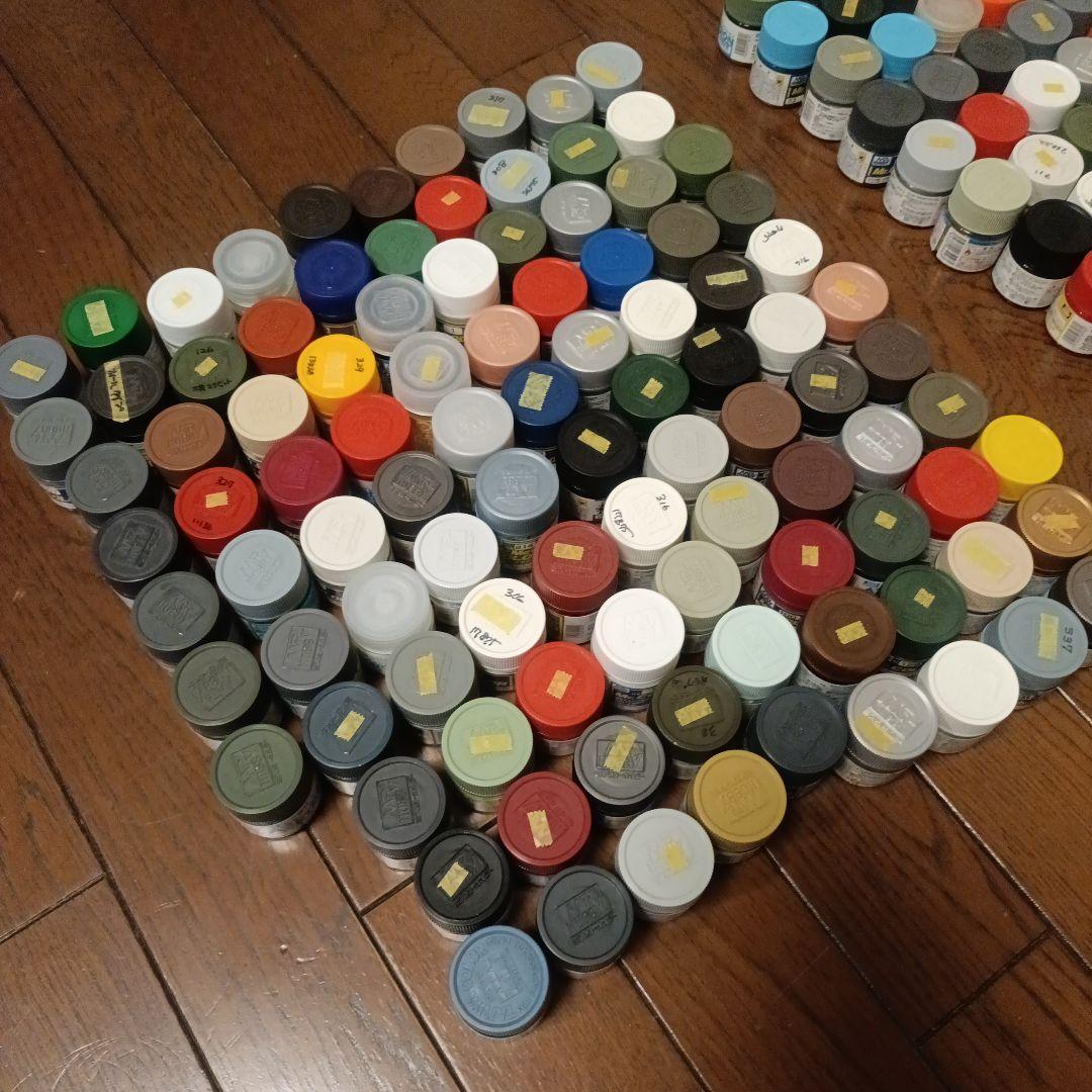 ミスターホビー　ミスターカラー　タミヤカラー　アクリル塗料　300個