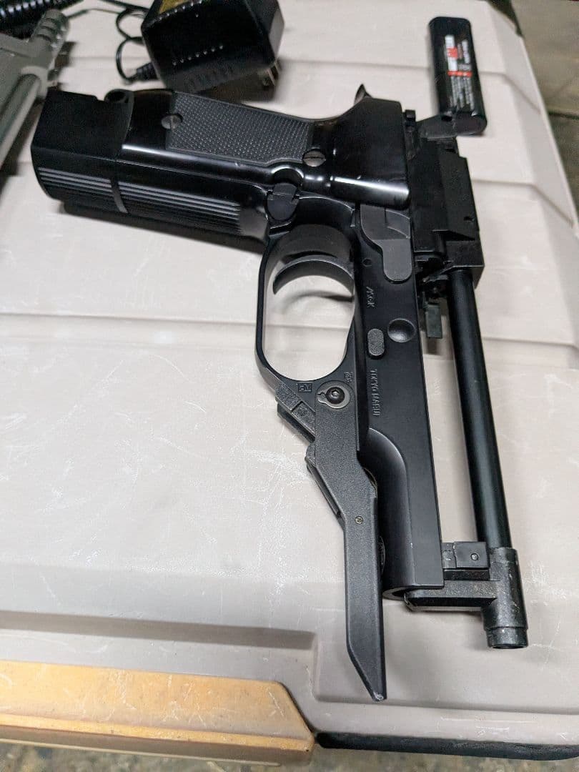 東京マルイ M93R 電動ガン