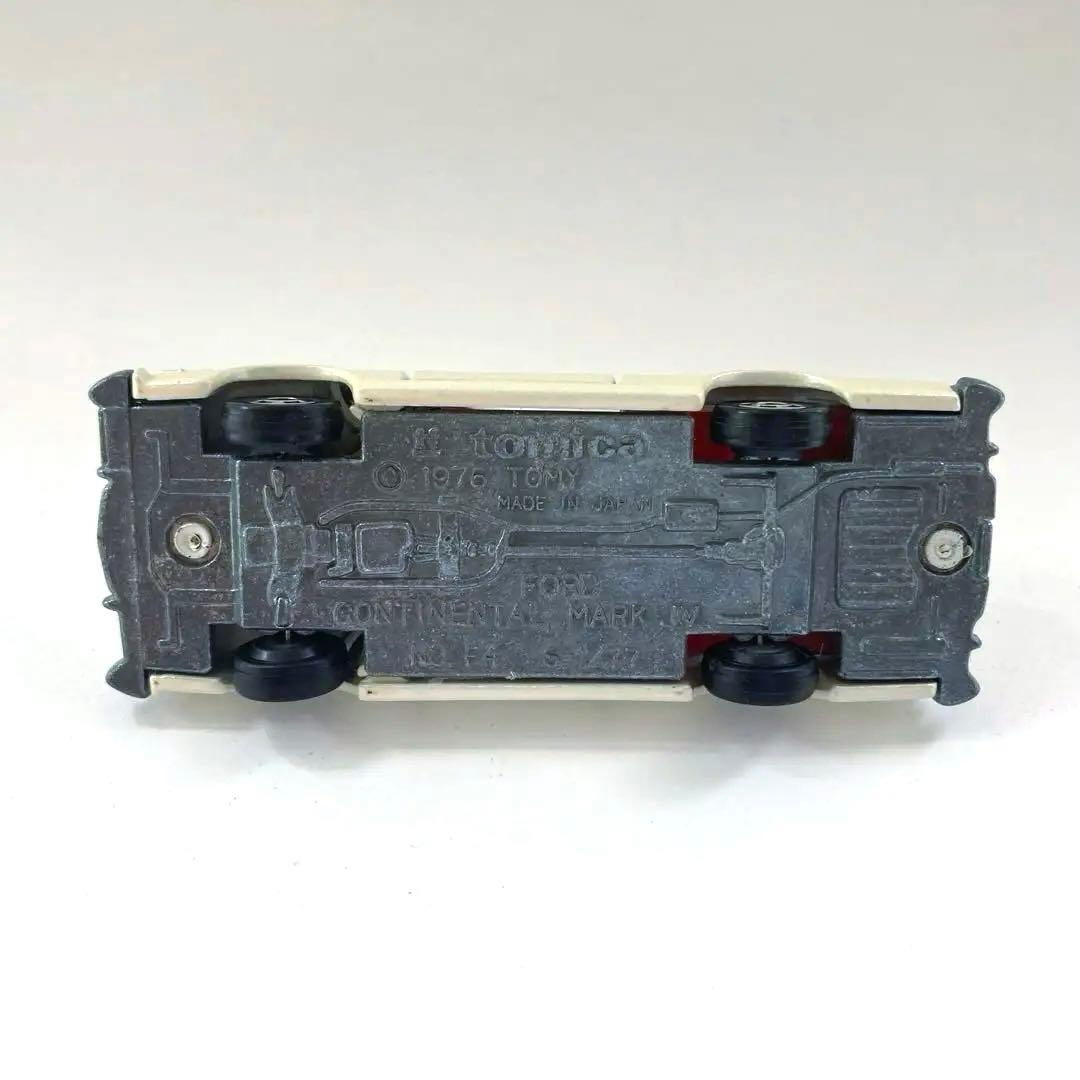 トミカ F4-1-8 フォード コンチネンタル マークⅣ日本製 青箱 パールW