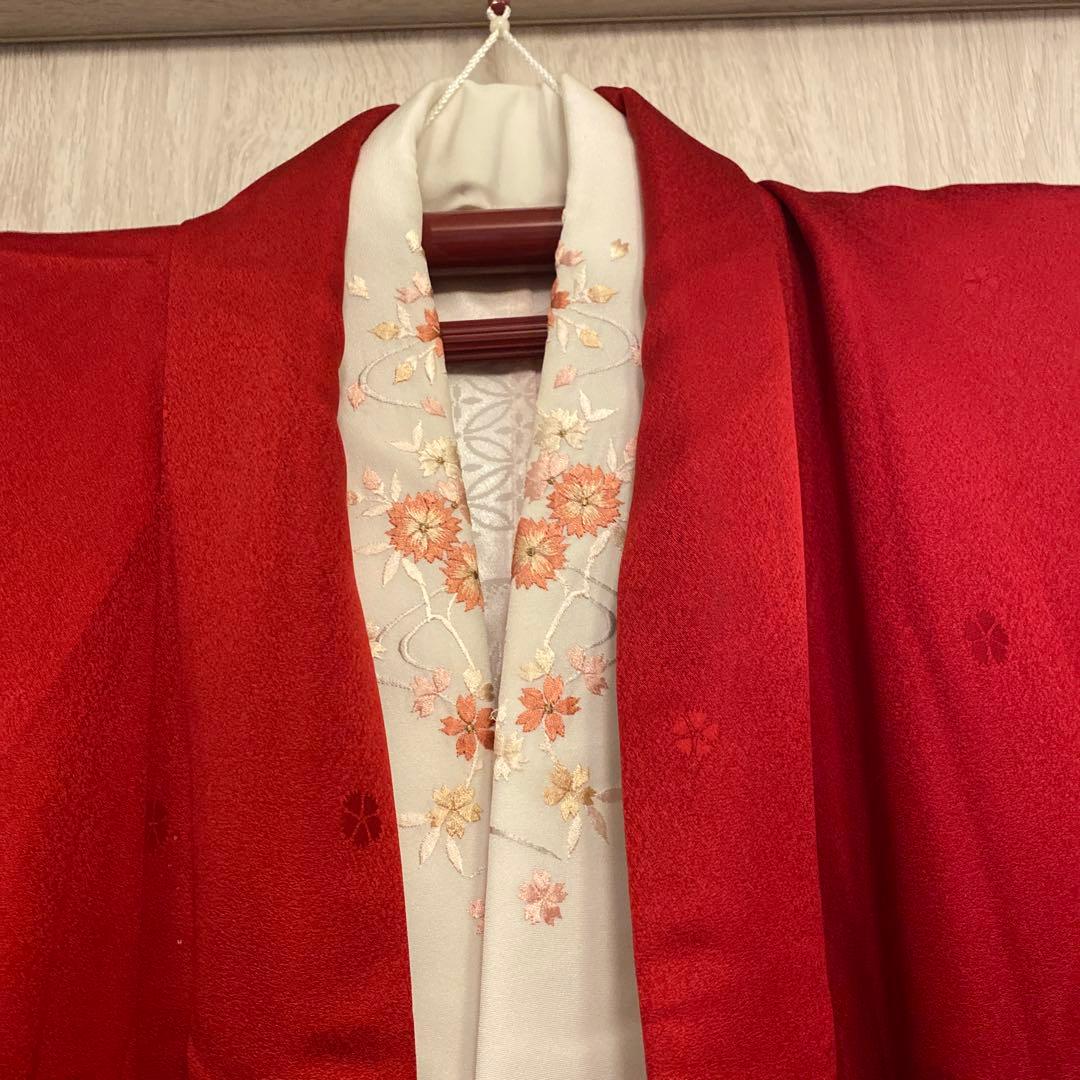 赤い振袖 染め花柄　長身用