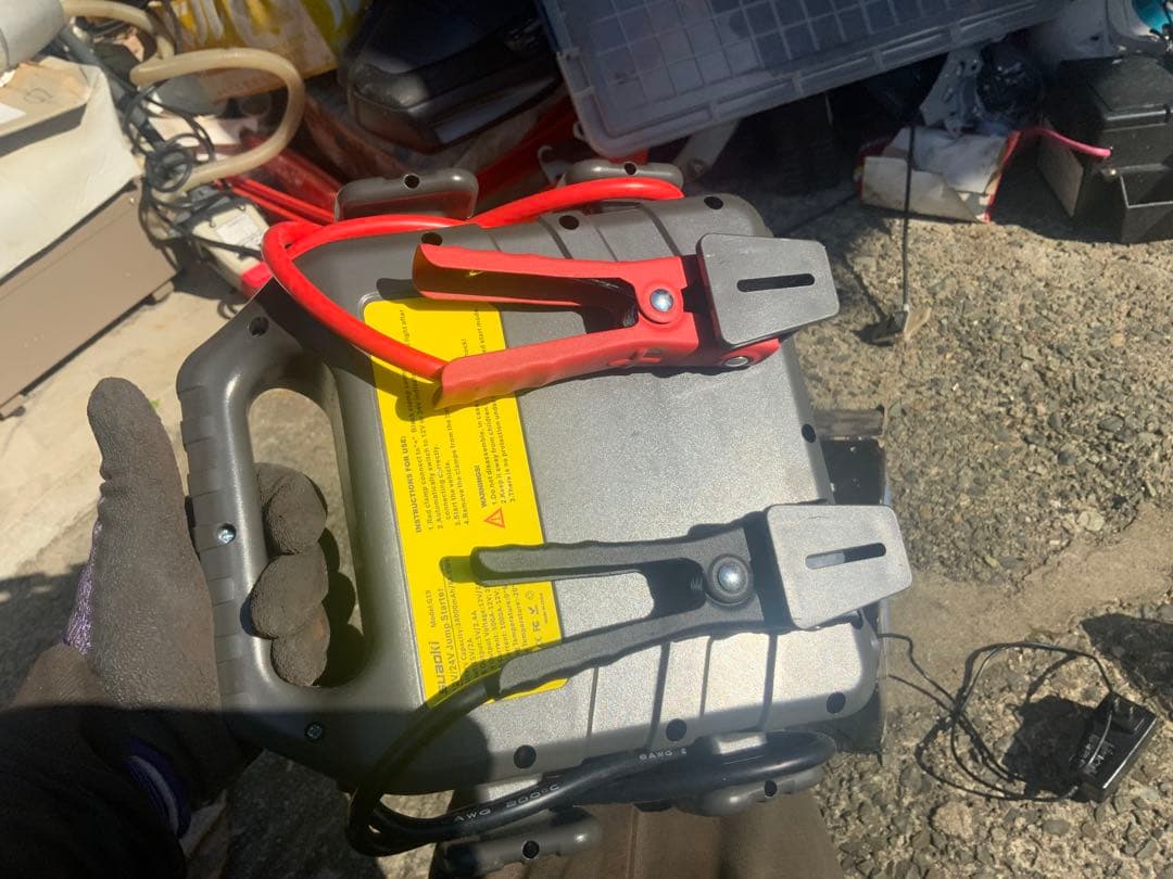 suaoki ジャンプスターター　状態未確認