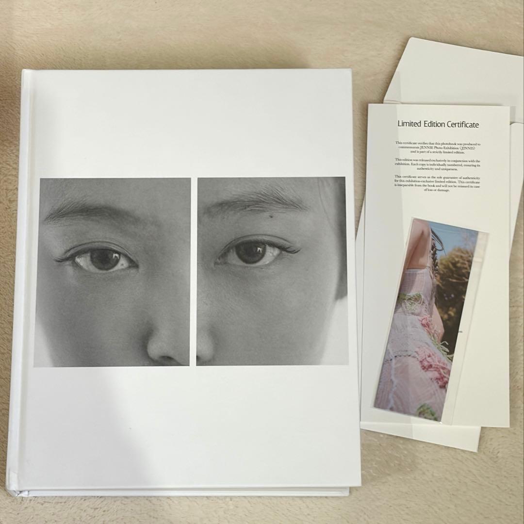 J2NNI5 写真展　代官山 JENNIE Photobook 写真集　ジェニ