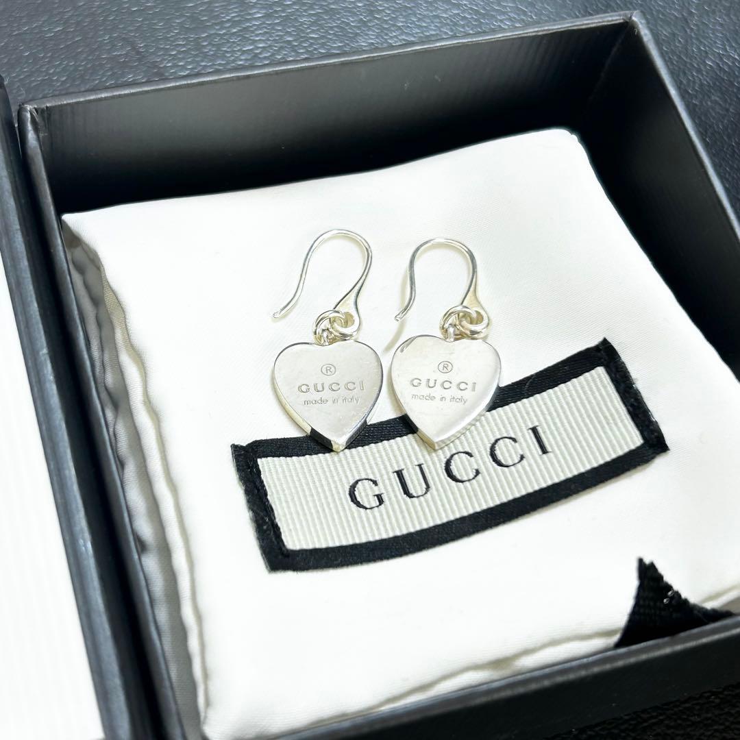 GUCCI グッチ　ハート　フック　ピアス　両耳　シルバー　ブランド