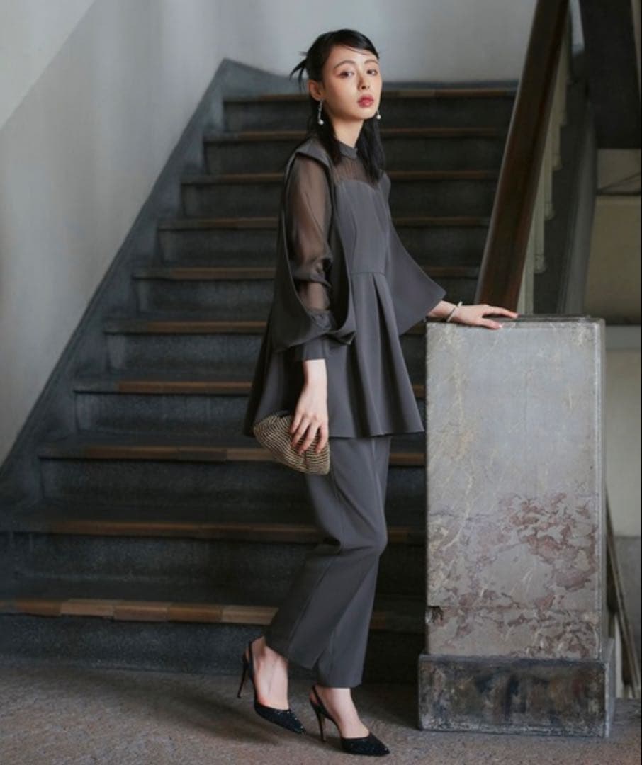 ルイルエ セットアップ スリットスリーブペプラムトップス＆ テーパードパンツ L