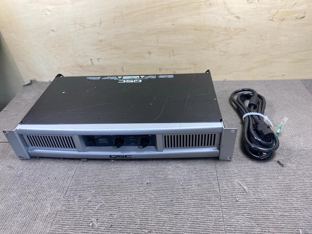 14 QSC GX7 パワーアンプ