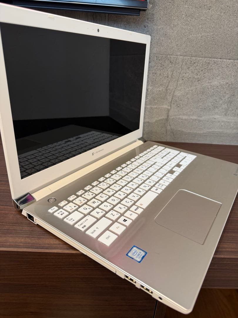 dynabook 15.6インチ ノートパソコン