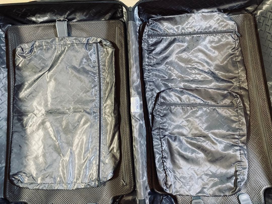 Blue✴︎ルフトハンザ限定！リモワ　AIRLIGHT PREMIUM XL