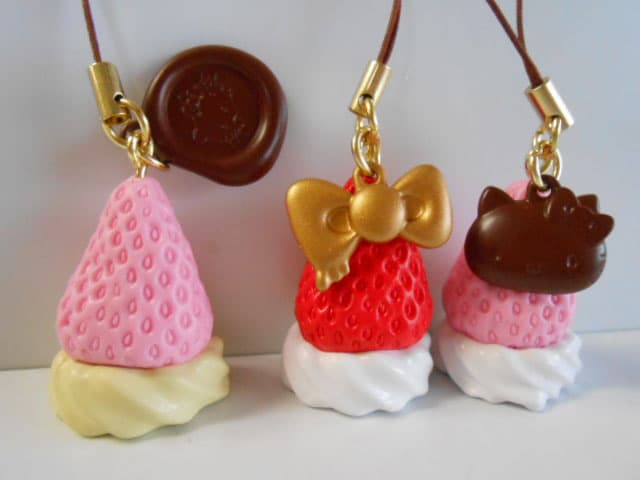 ♯Jzm18GZハローキティころころいちごマスコット全6種