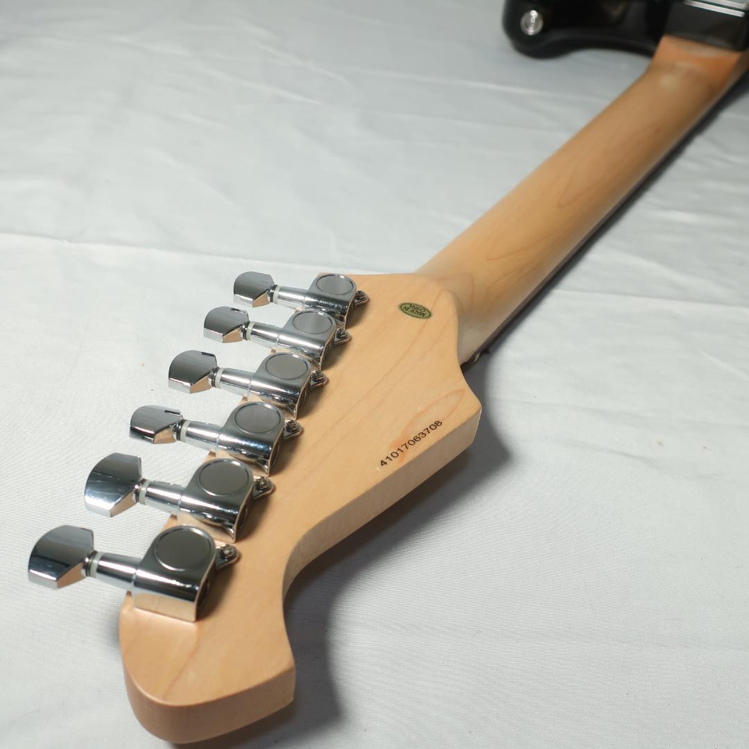 ほぼ未使用 Legend エレキギター ケース付 ストラトタイプ 2トーンレッド