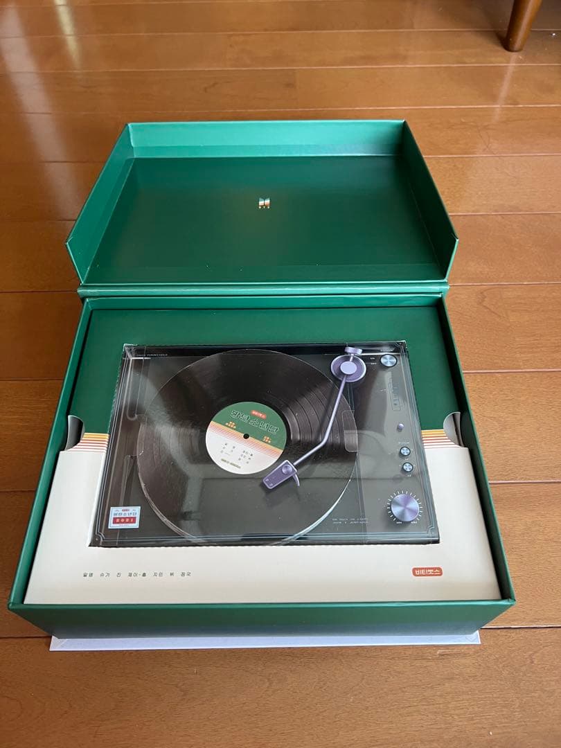 ⭐️BTS 防弾少年団　CD 写真集などなどまとめ売り　アミボム2本付き‼️⭐️