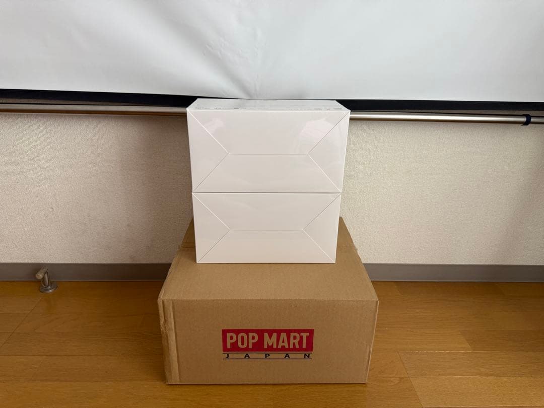 POP MART Big into energy 1セット