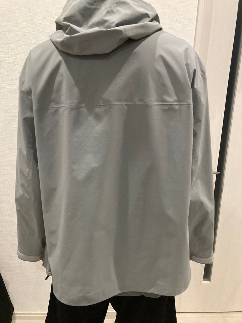 プラダリネア・ロッサジャケット