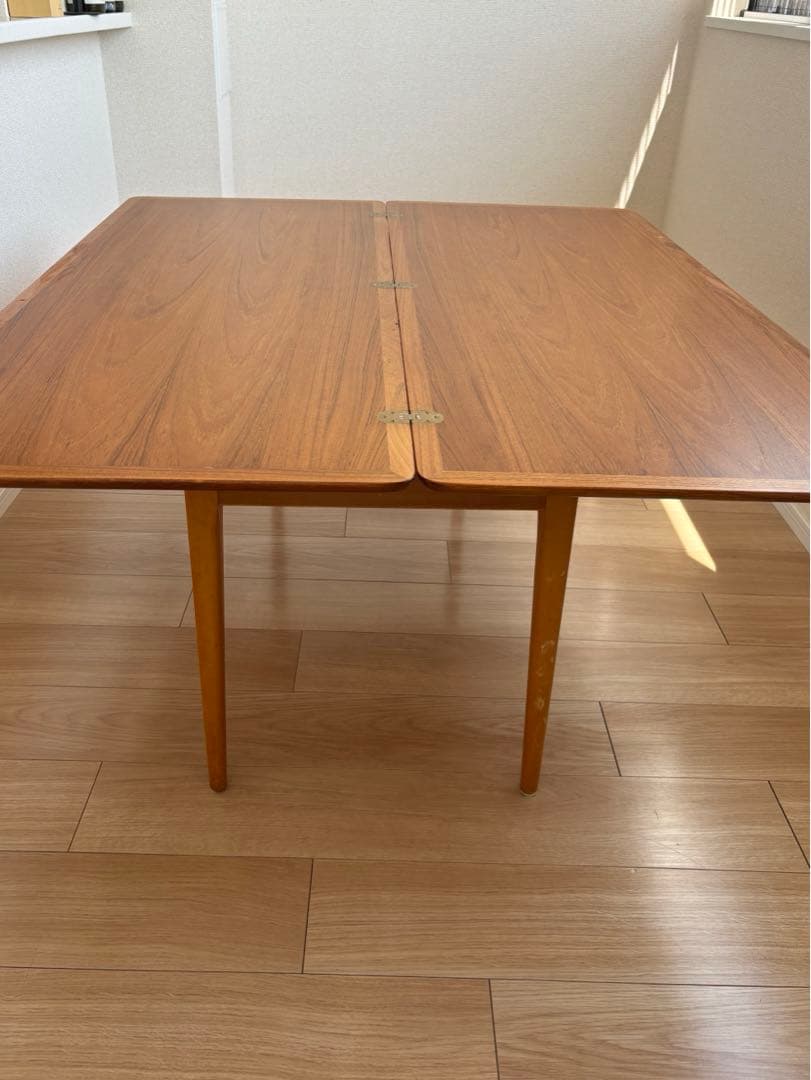 アンティーク　ダイニングテーブル・カフェテーブル