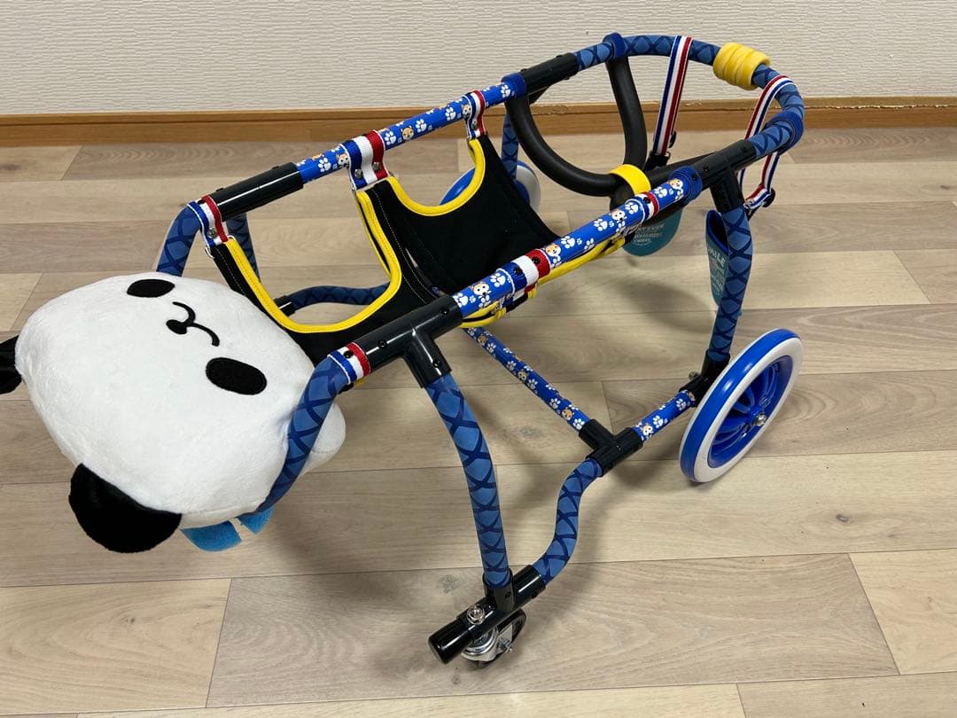犬の車椅子、柴犬用4輪車、犬用車椅子