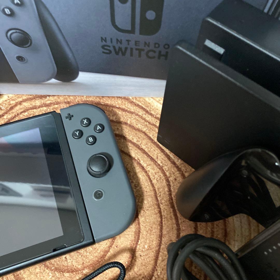 Nintendo Switch ニンテンドースイッチ本体　グレー ①