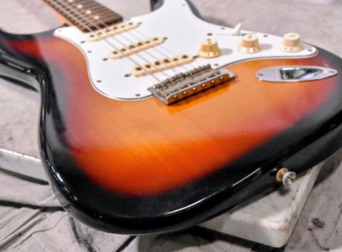 フジゲン　ストラトタイプ 　JSTスタンダード　中古　FUJIGEN