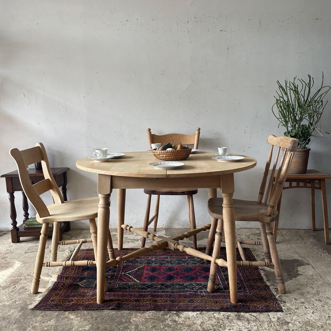 ビンテージ ラウンドエクステンションダイニングテーブル 剥離