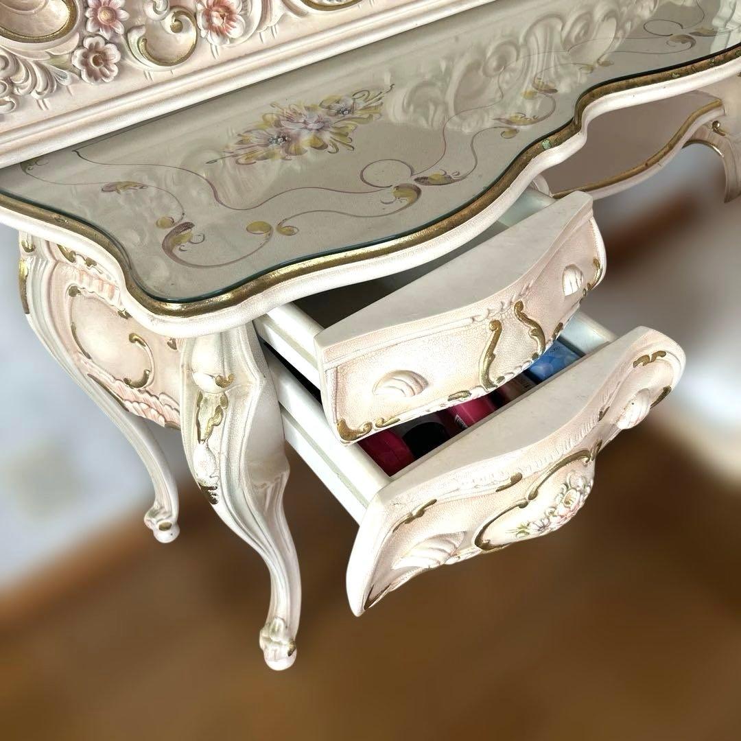 ロココ調のピンクのドレッサー ミラー、椅子 3点セット