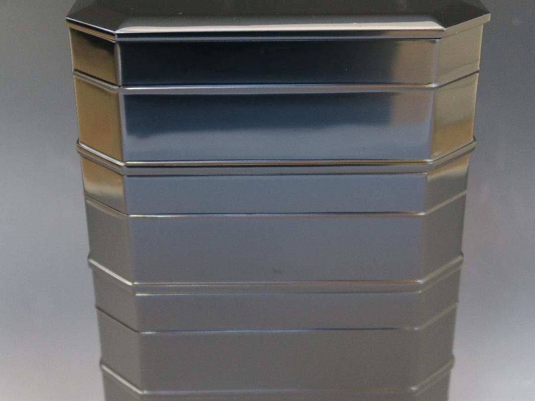 【輪島塗】縁高重 五段重 弘悦作 黒真塗 天然木 共箱