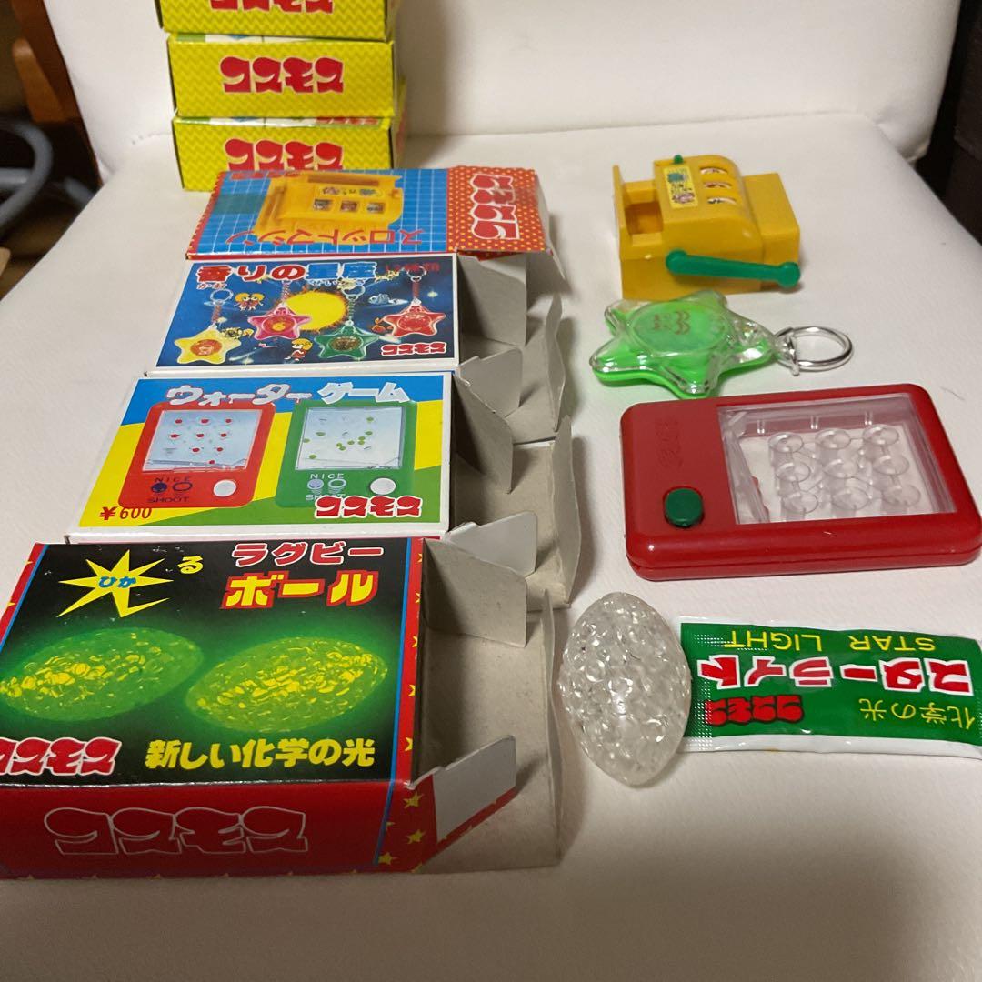 コスモス、昭和レトロおもちゃ