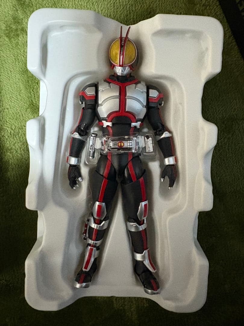 真骨彫　仮面ライダーファイズ