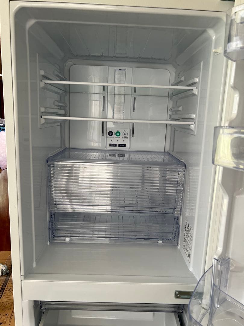 【送料込み】SHARP 冷蔵庫　SJ-PD28F-W 280L