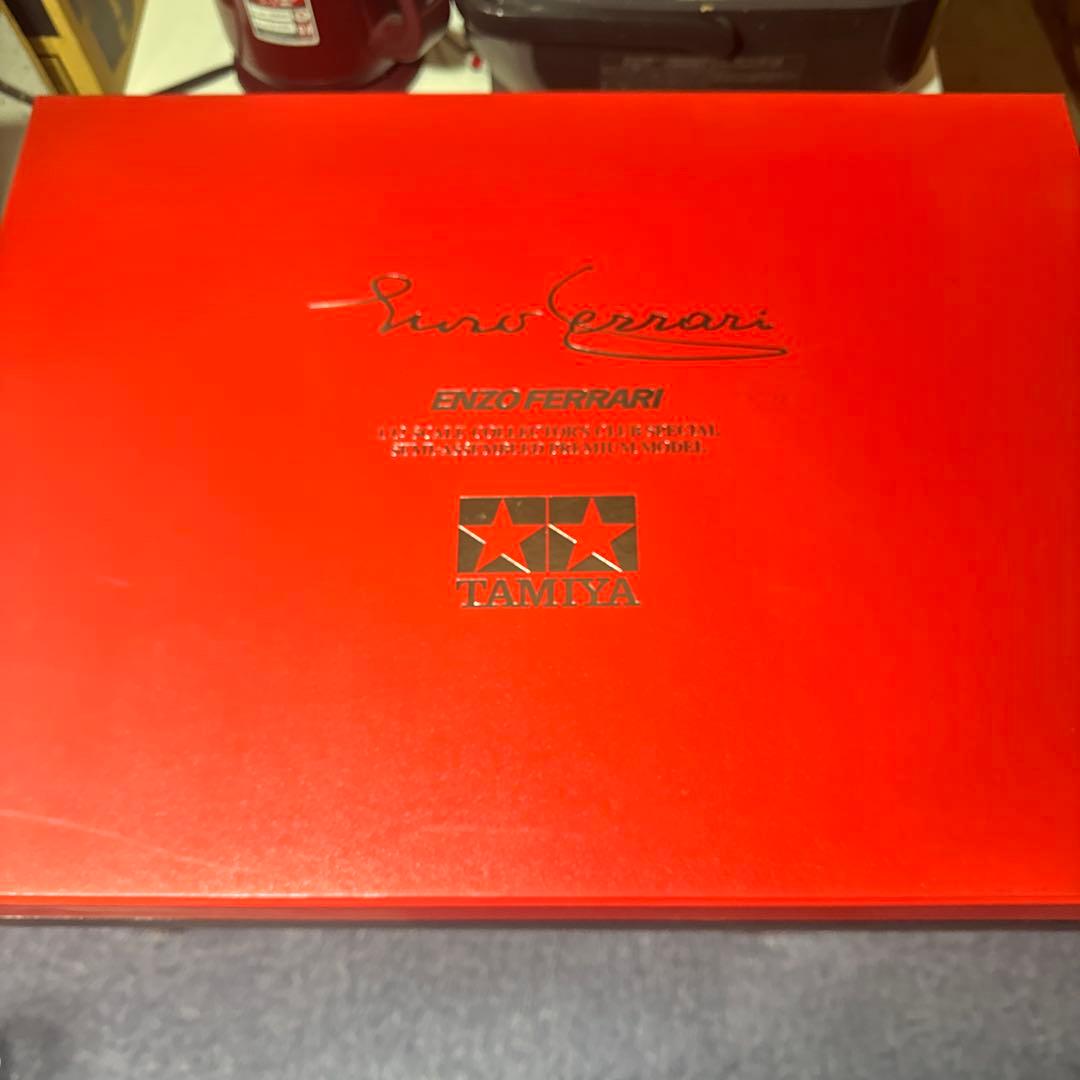 【中古品】タミヤ　1/12 エンツォフェラーリ　ミニカー