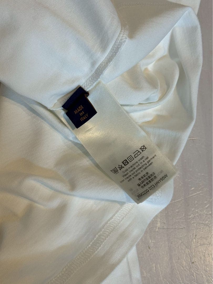 ルイヴィトン　ロゴTシャツ　ホワイト
